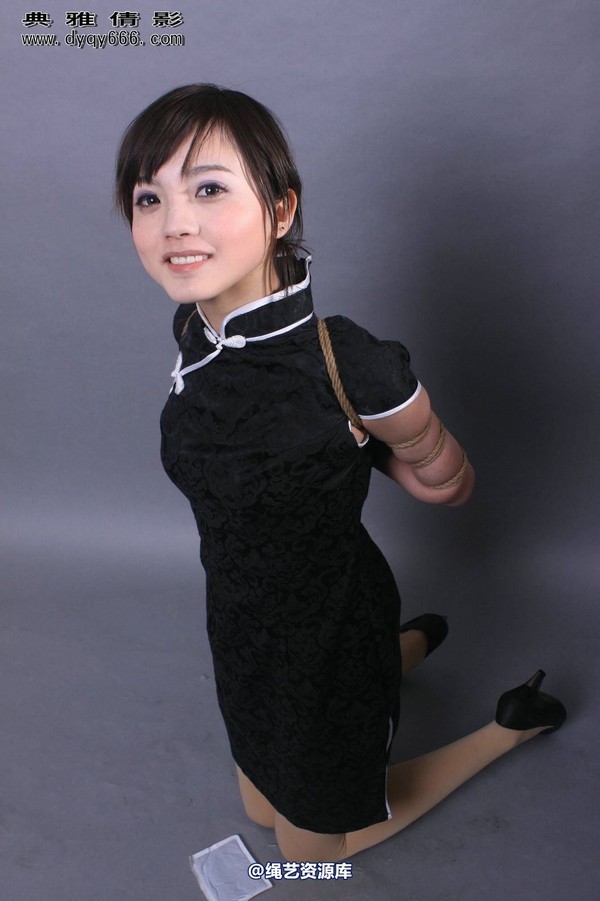 典雅倩影 - 063-美人美人笑可爱，琳花有意解留香 第 29 张图片