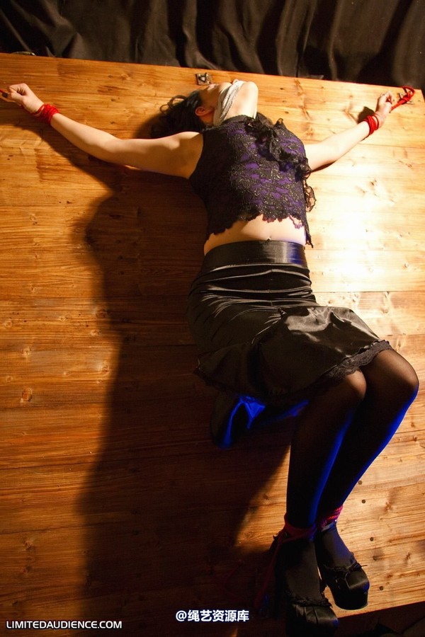 limitedaudience - 2010 elyssia helpless after all 2 第 12 张图片