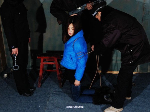 mj影视 - 故意杀人犯黄燕－绑赴刑场2013-03-28 第 129 张图片