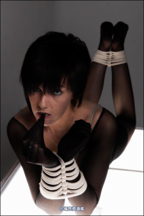 simplytied - Light box 第 23 张图片