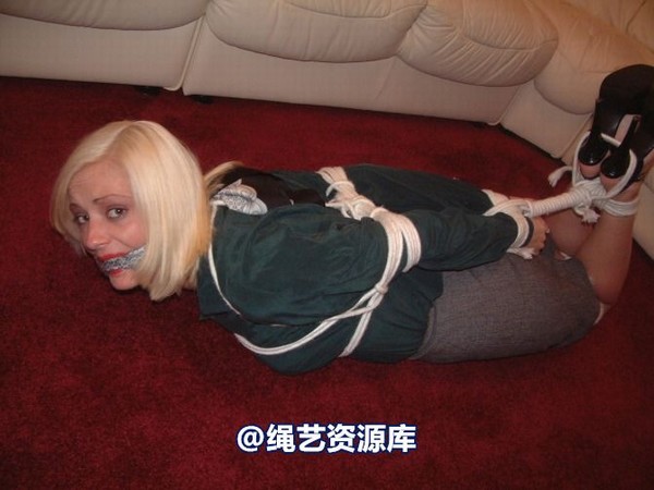 bondagebob - Angelica Vamp Secretary 4 第 11 张图片
