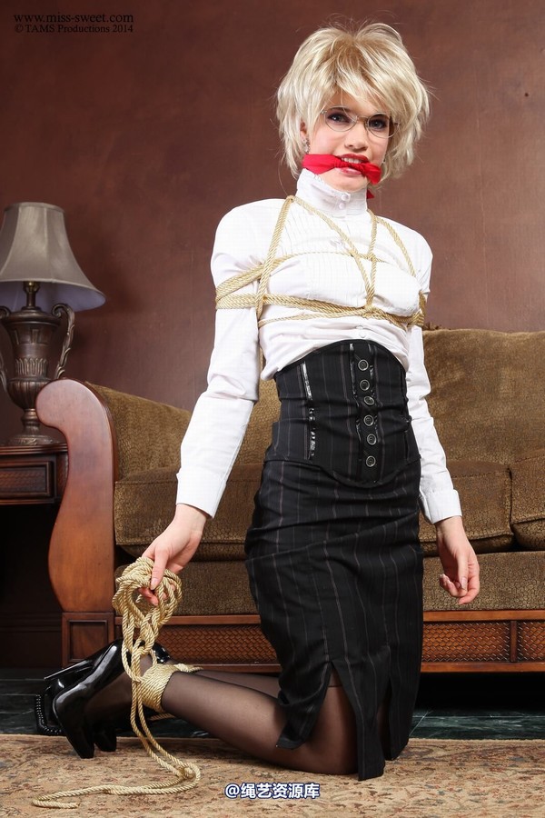 miss-sweet - THE SECRETARY CHAPTER 2 PART 1 第 198 张图片
