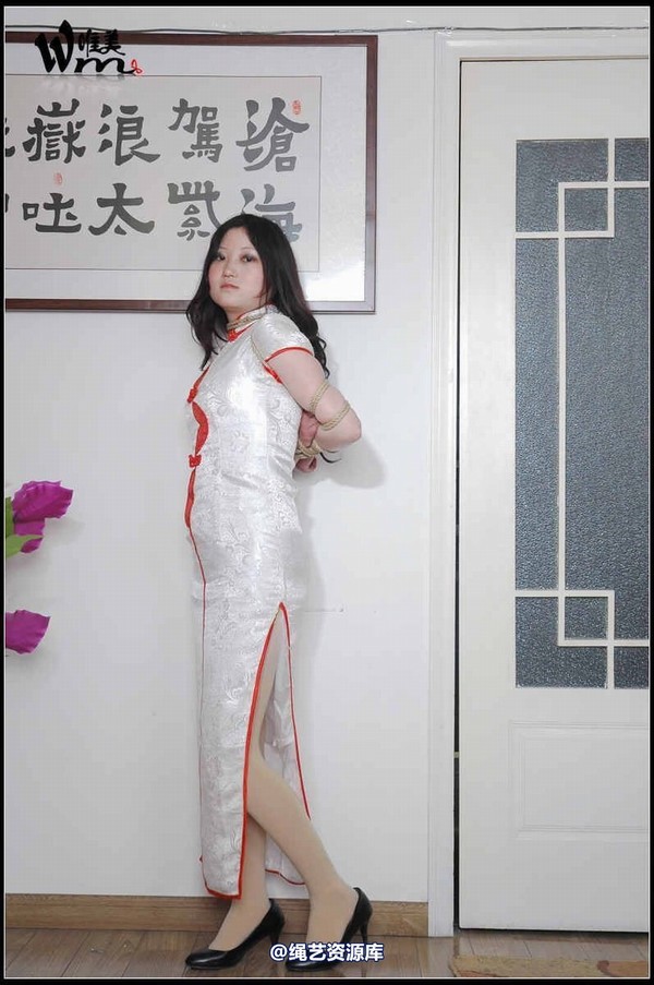唯美之家 - 新模（小雨）旗袍五花2010-3-19 第 16 张图片