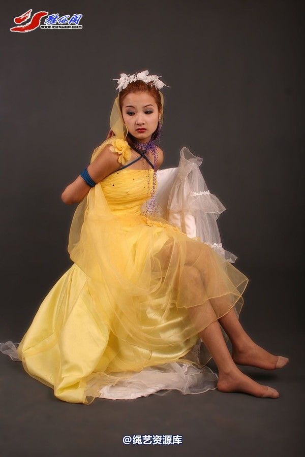 雅俗阁 - 20060402雪儿黄色婚纱 第 46 张图片