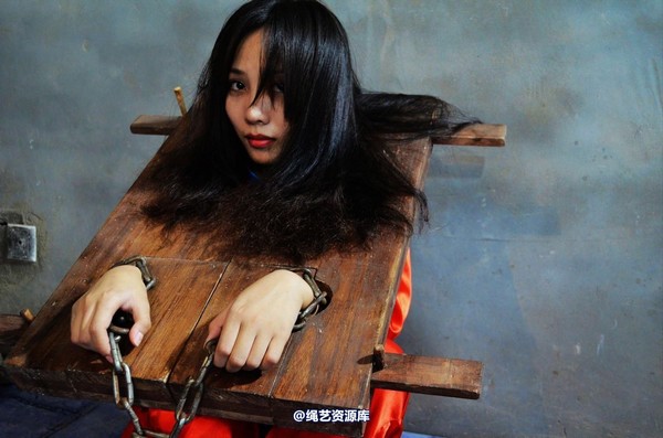 mj影视 - 血的代价梦境古大堂 女囚众生相2013-08-26 第 17 张图片