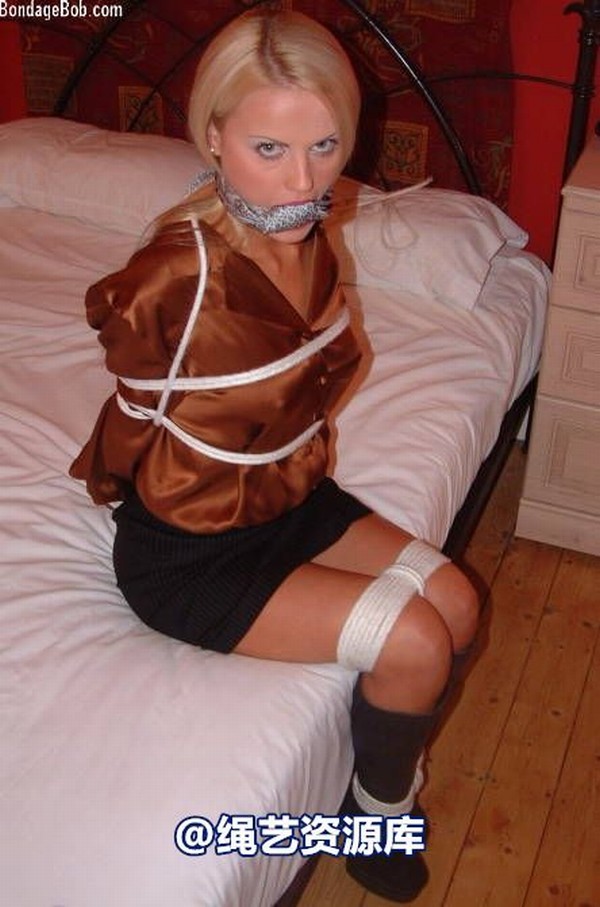 bondagebob - Jasmine Sinclair Brown silk blouse 1 第 13 张图片