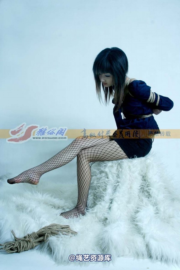 雅俗阁 - 20070404雪儿制服 第 2 张图片