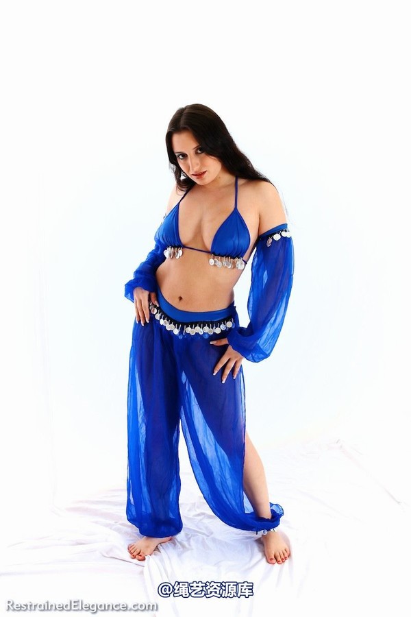 restrainedelegance - Jasmine deLaunay Harem Girl 第 1 张图片