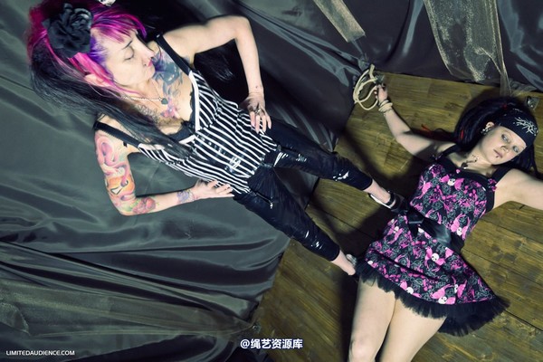 limitedaudience - 2012 beckykat loltaru domination 第 6 张图片