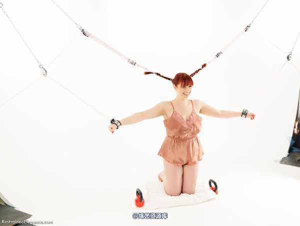 restrainedelegance - Pigtail Predicament 第 7 张图片