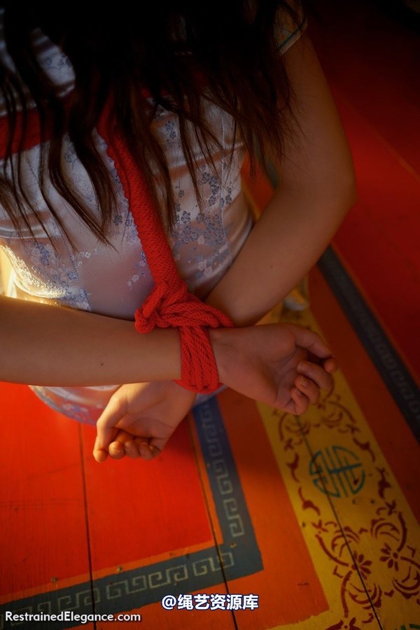restrainedelegance - Everything You See Is For Sale 第 103 张图片