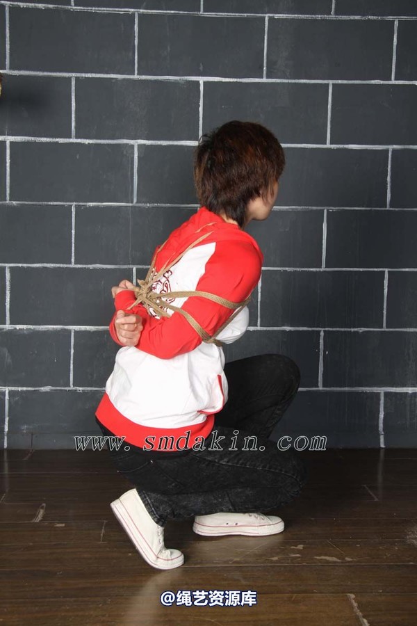 锐度主张 - 运动服的可爱女生模特：冰岚 第 15 张图片