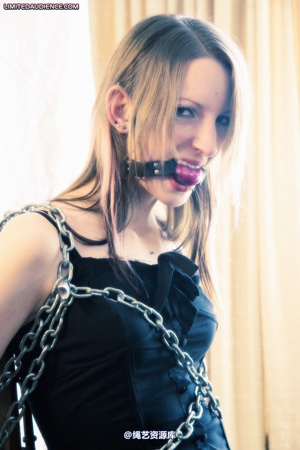 limitedaudience - 2009 pepsi waiting in chains 2 第 3 张图片
