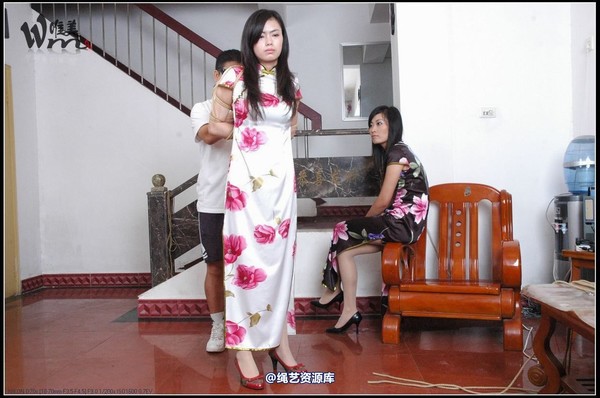 唯美之家 - 2008-09-24小妖琪琪旗袍绳艺 第 139 张图片