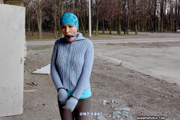 gaggedinpublic - gip325 第 67 张图片