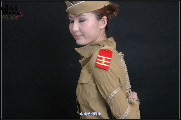 唯美之家 - 08-06-02新疆军装 第 328 张图片