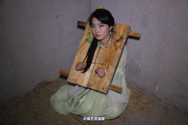胜景山庄 - 220-婷婷囚枷 第 4 张图片