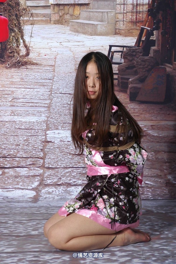 唯美之家 - 小优-花衣服 第 12 张图片