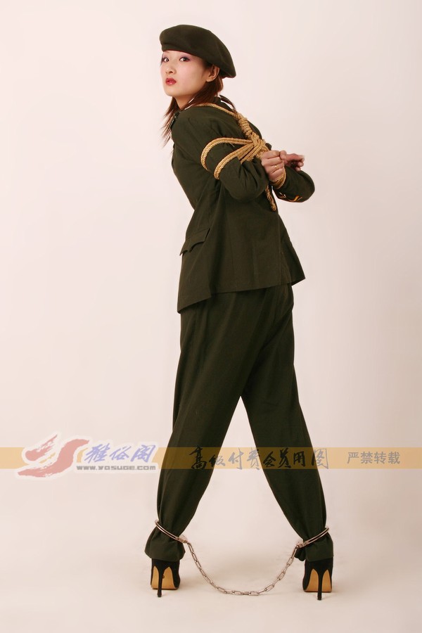 雅俗阁 - 20060407雪儿警服 第 49 张图片