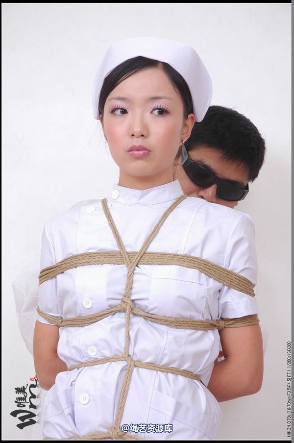 唯美之家 - 2008-10-21萧雅天使捆绑 第 252 张图片