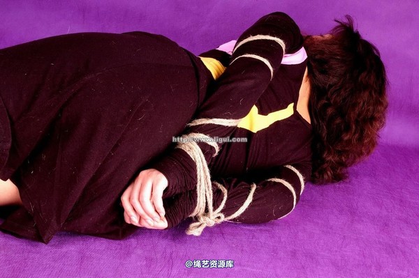 丽柜美束 - 2004-5-29 第 1 张图片