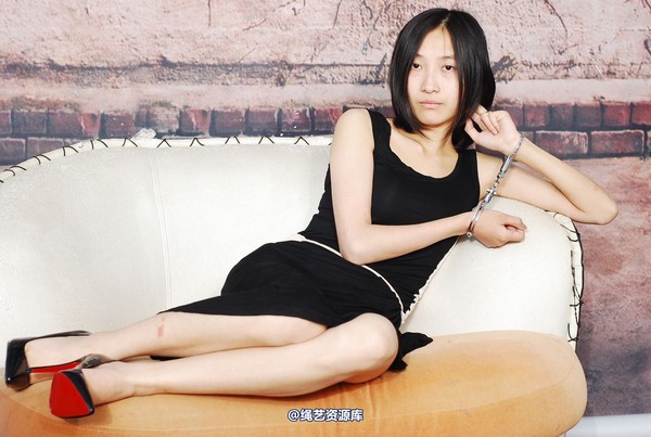 唯美之家 - 白雪试服装8 第 37 张图片