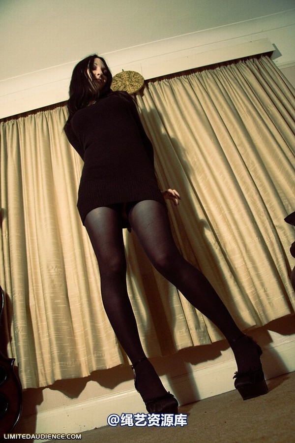 limitedaudience - 2009 elyssia girlfriend handcuffed 第 22 张图片