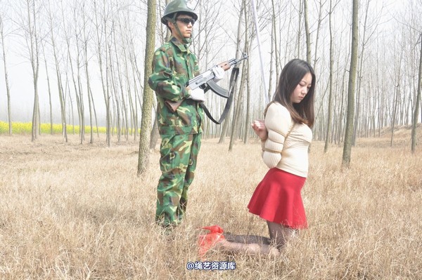 mj影视 - 车模梅晓雯 第 164 张图片