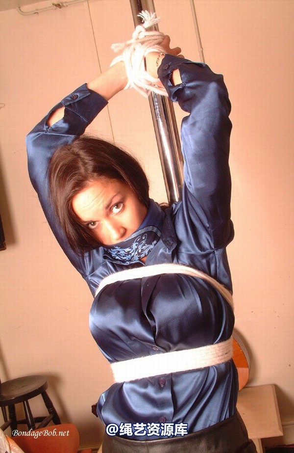 bondagebob - Olivia Pole tied 第 15 张图片
