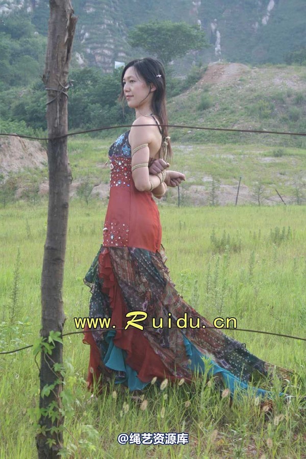 锐度主张 - 20070818第29期 宝宝草地漫舞图片 第 267 张图片