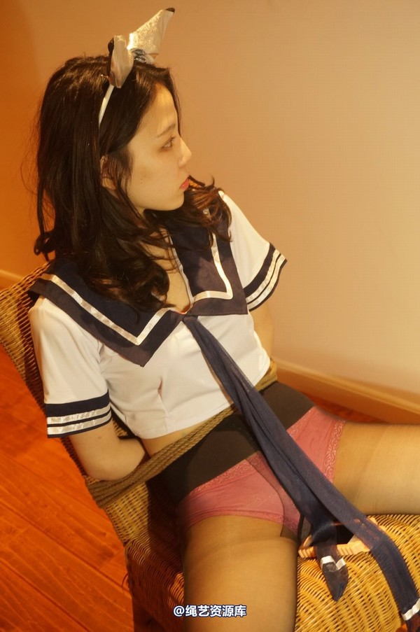 dk13美束馆 - 10.19-栗子学生-38P 第 3 张图片