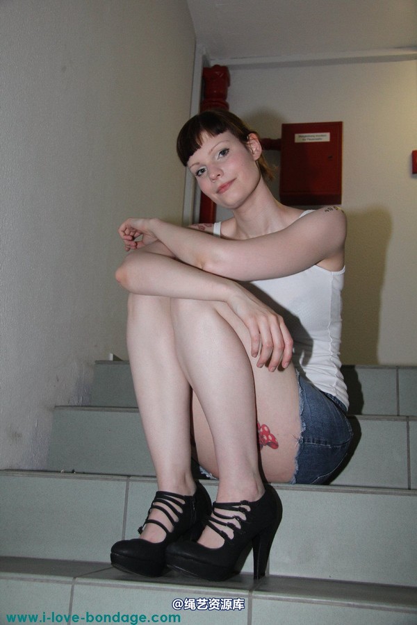 girlsinsteel - Parking stairways 第 8 张图片