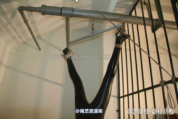 锐度主张 - 20070328第08期 胶衣束缚 模特：雨竹 第 48 张图片