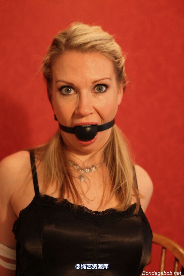 bondagebob - Missey Posing in Bondage 第 76 张图片