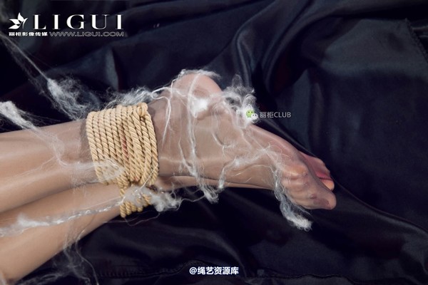丽柜美束 - 2018-08-10 莜莜护士 第 79 张图片