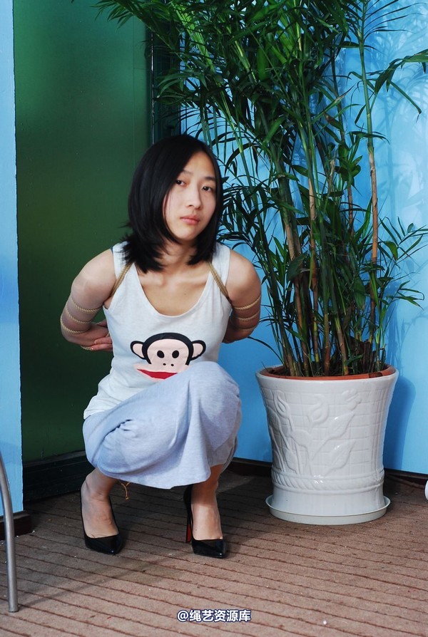唯美之家 - 白雪试服装2 第 34 张图片