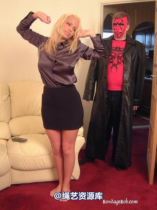 bondagebob - Taylor The mystery intruder 1 第 5 张图片
