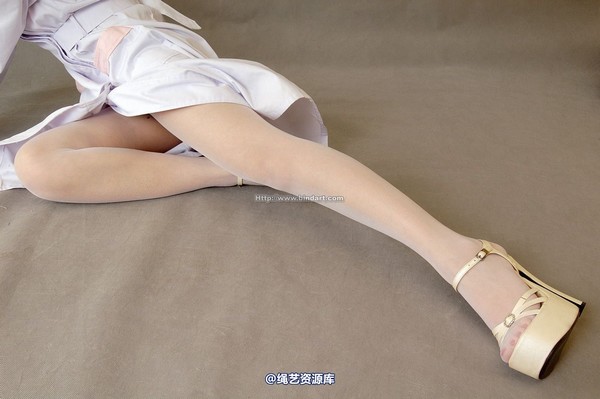 丽柜美束 - 2006-02-09 第 29 张图片