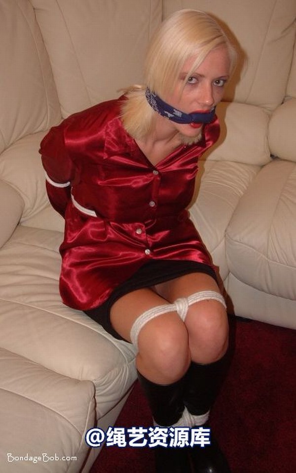 bondagebob - Angelica Vamp Red satin 第 25 张图片