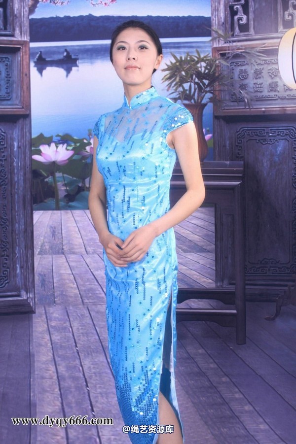 典雅倩影 - 107-瑞应金穰万万年，婷中子弟共兰秀 第 32 张图片