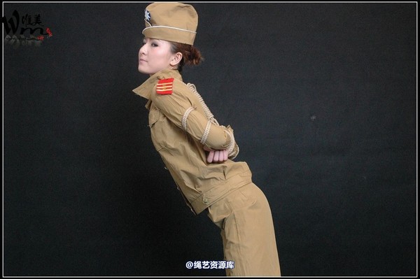唯美之家 - 08-06-02新疆军装 第 367 张图片