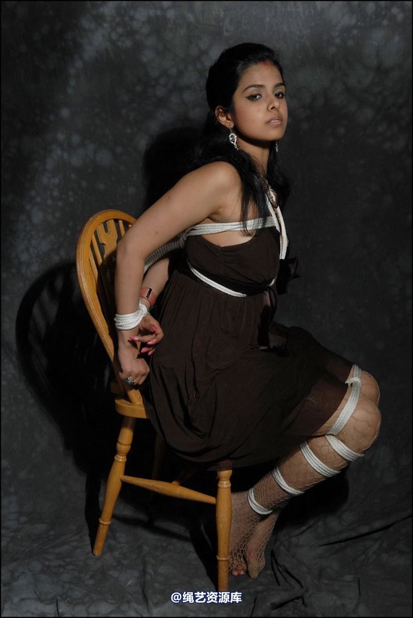 simplytied - Glam shoot tied 第 33 张图片