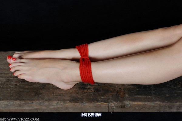 赤足者 - 杉杉2013-3 第 9 张图片