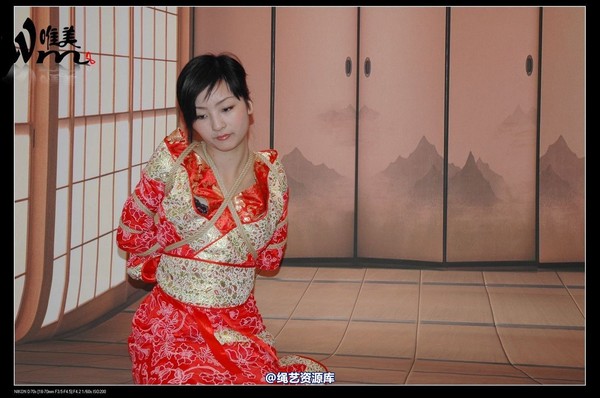 唯美之家 - 08-05-29盈盈汉服-护士装 第 46 张图片
