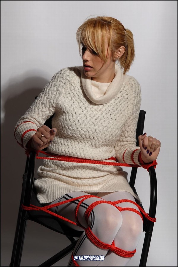 simplytied - Winter white 第 35 张图片