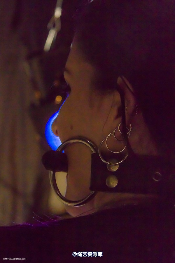 limitedaudience - 2014 caroline pierce chain gauntlet 第 9 张图片
