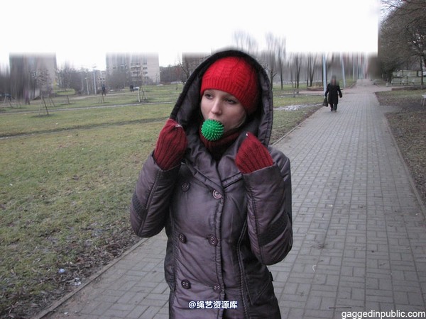 gaggedinpublic - gip056 第 16 张图片