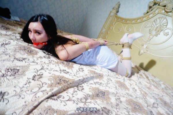dk13美束馆 - 5.25-小溪白色睡衣-E100P 第 37 张图片