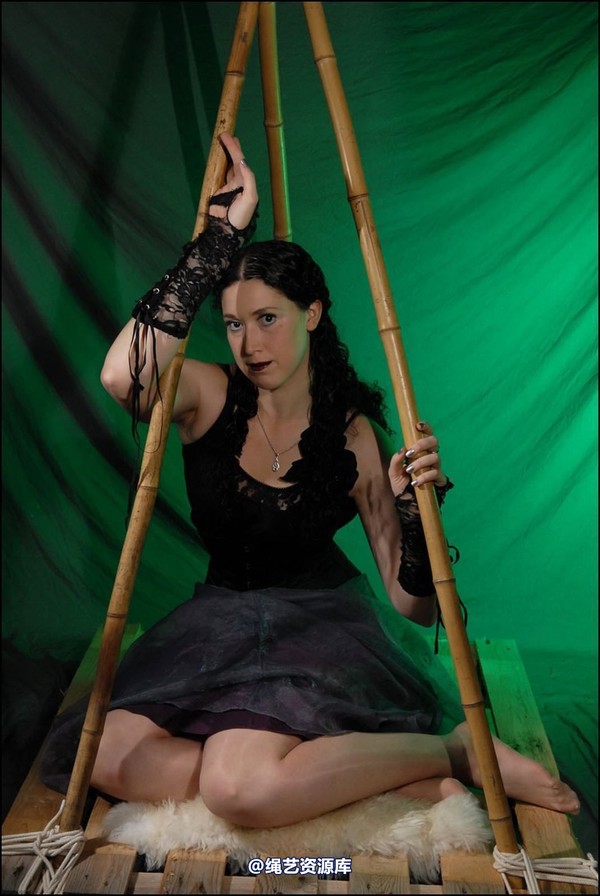 simplytied - Bamboo and Pallet 第 4 张图片