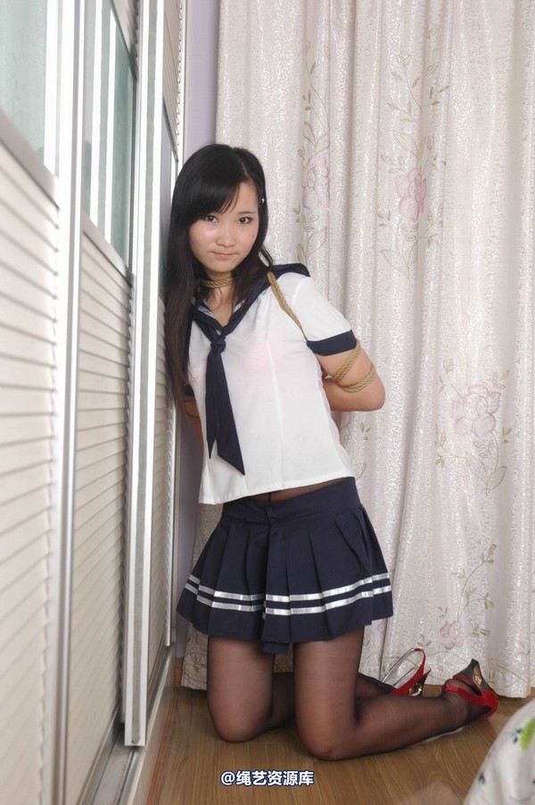 唯美之家 - 小青学生装五花2010-7-8 第 76 张图片